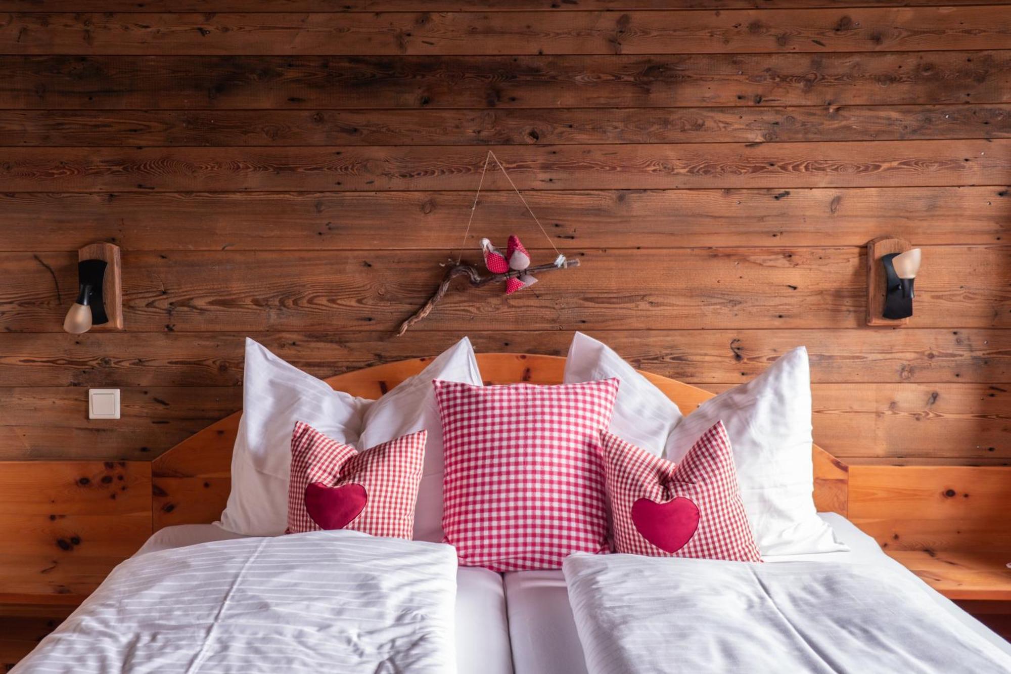 St Martin Chalets سانكت مايكل ايم لون المظهر الخارجي الصورة